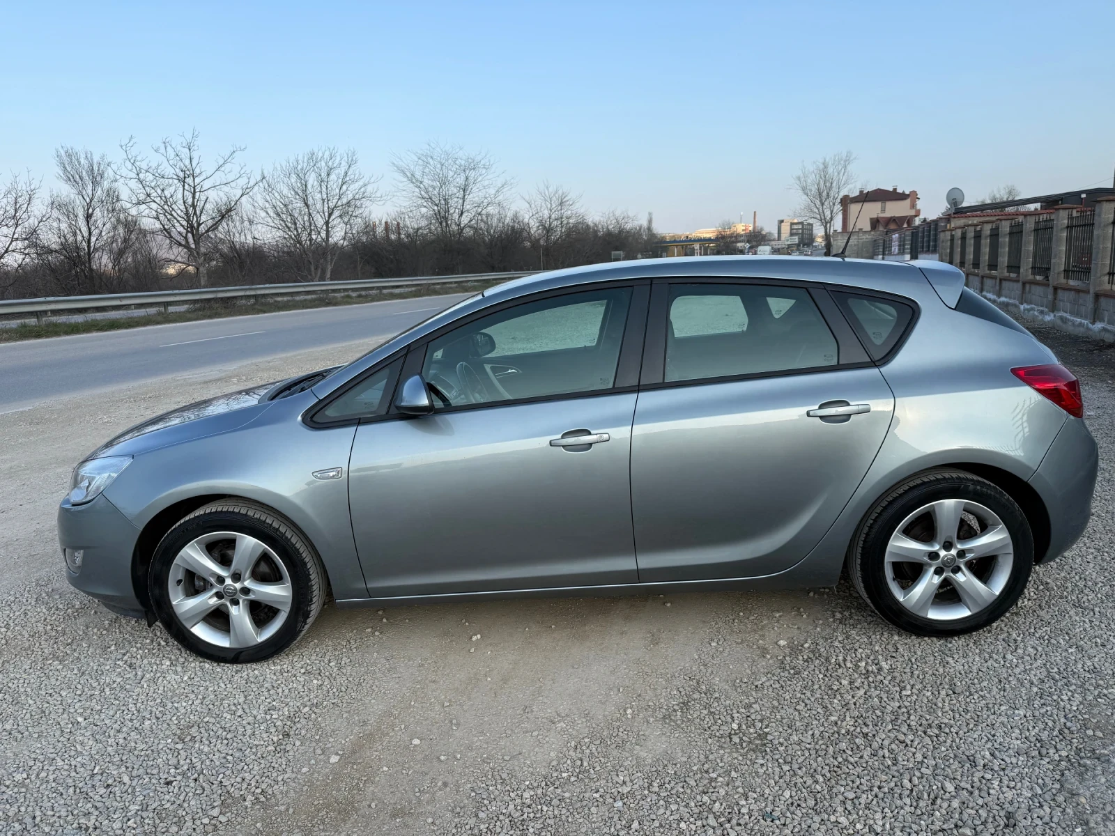 Opel Astra 1.6 I 116 к.с. ЧИСТО НОВ, снимка 7 - Автомобили и джипове - 53866211