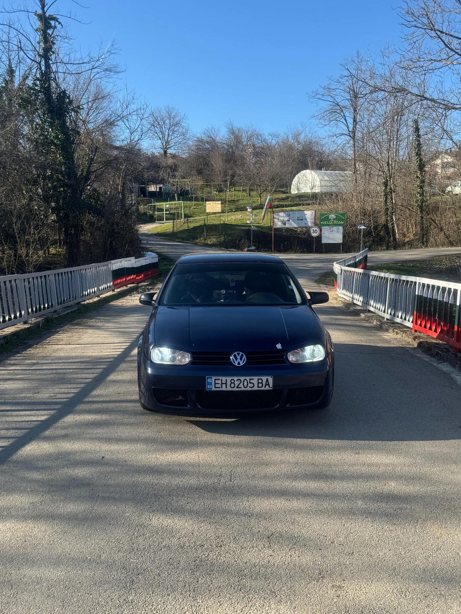 VW Golf, снимка 4 - Автомобили и джипове - 53914073