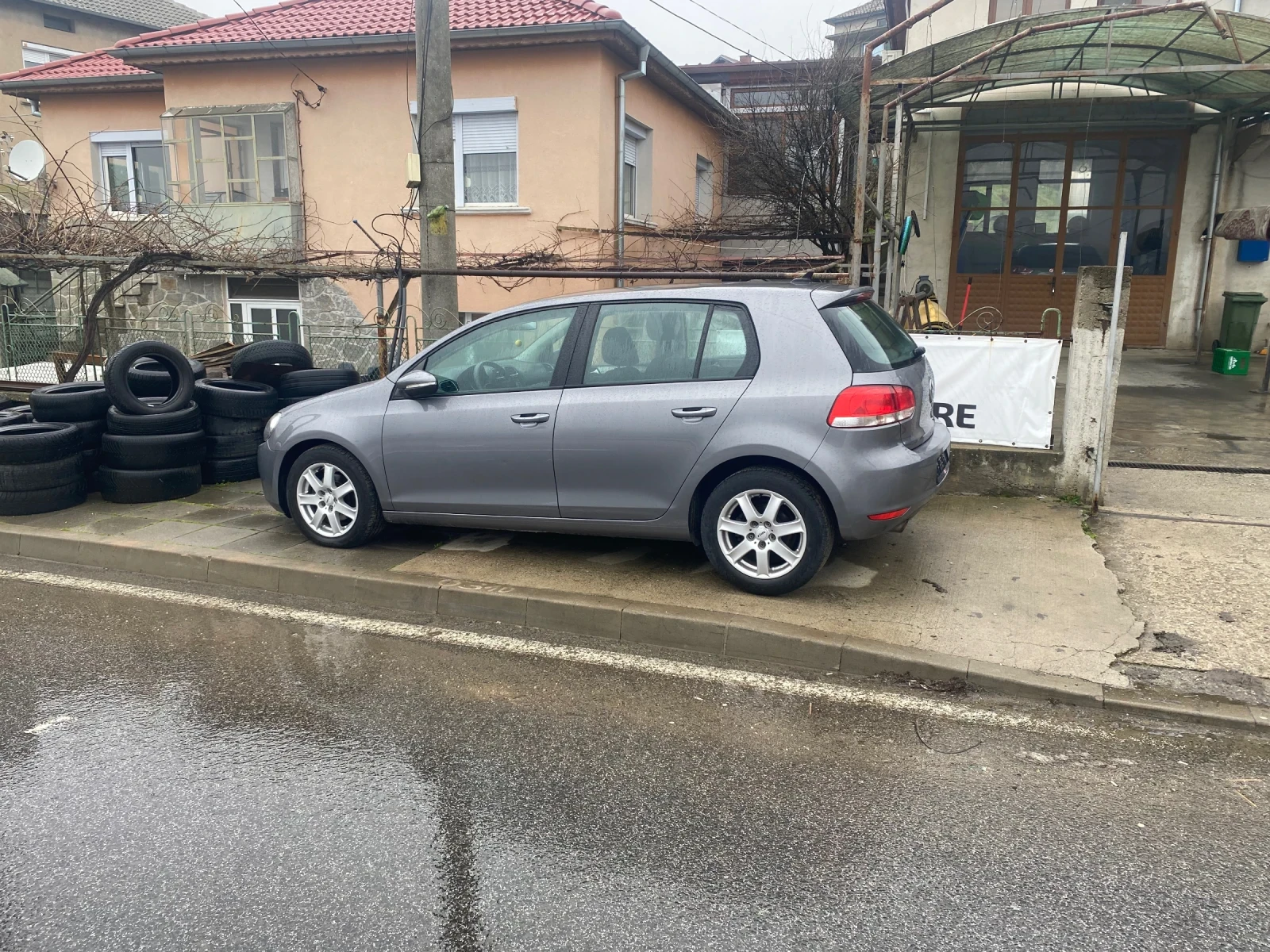 VW Golf 1.6tdi, снимка 7 - Автомобили и джипове - 53955140