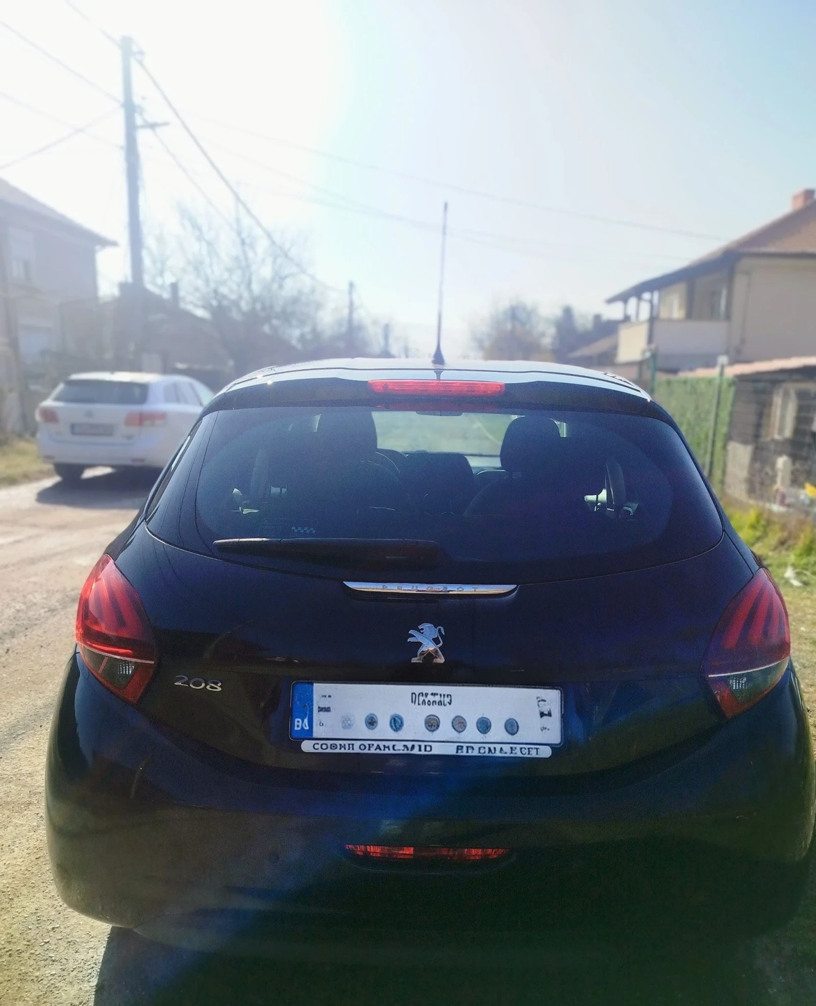 Peugeot 208 * FACE LIFT* VTI* БЕЗ АНАЛОГ* РЕГИСТИРАН* 1-ВИ* , снимка 2 - Автомобили и джипове - 54168234