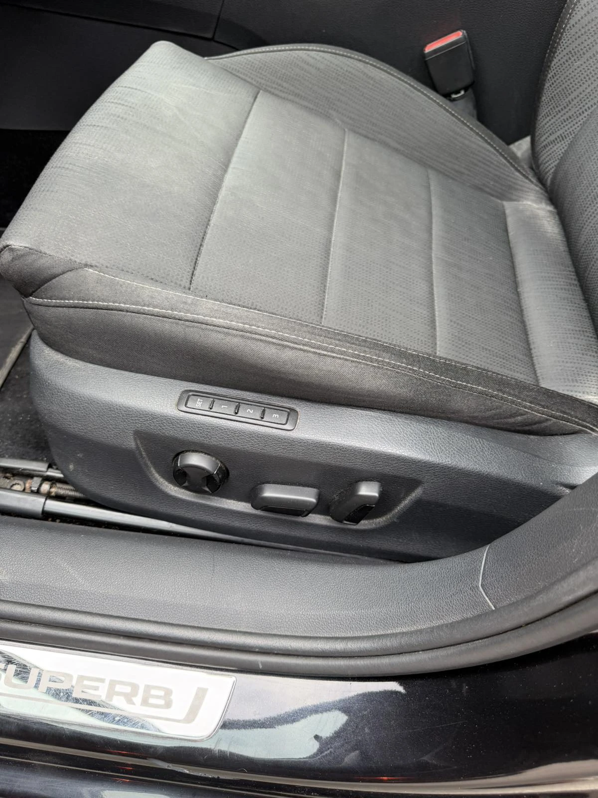 Skoda Superb 1, 6 DSG, снимка 11 - Автомобили и джипове - 55252476