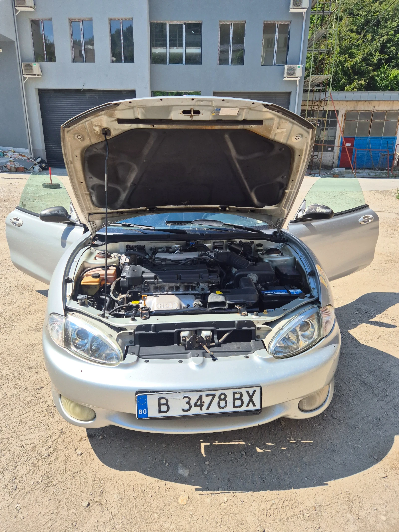 Hyundai Coupe, снимка 8 - Автомобили и джипове - 55385797