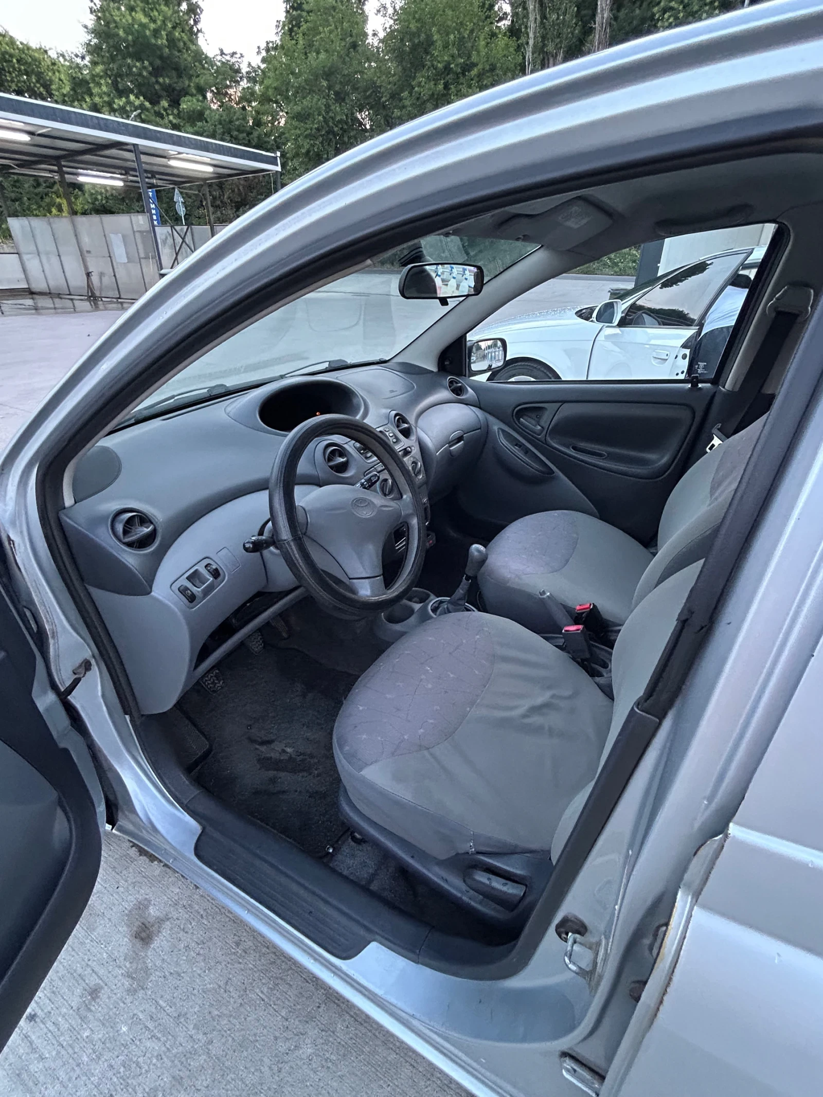 Toyota Yaris, снимка 5 - Автомобили и джипове - 55335039