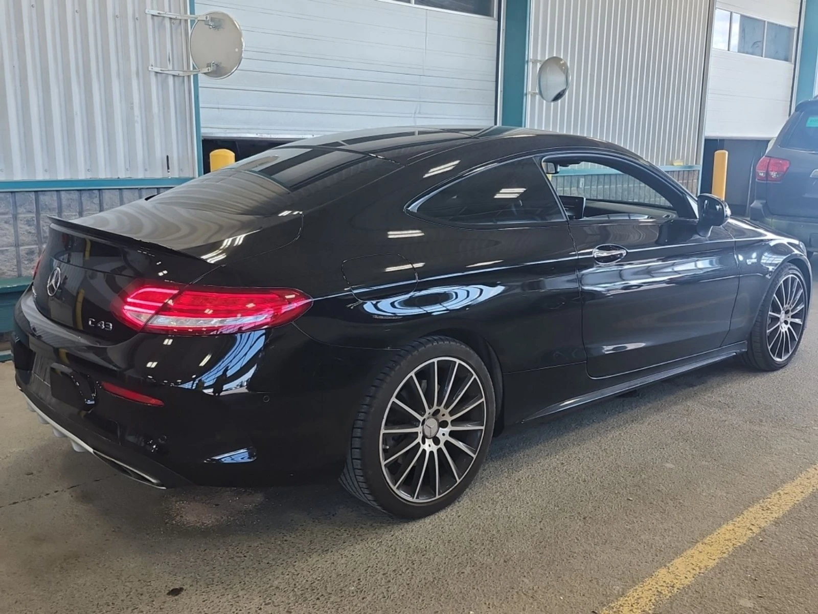 Mercedes-Benz C 43 AMG COUPE* 4MATIC* BURMESTER* PANO* ПОДГРЕВ* , снимка 3 - Автомобили и джипове - 55571582