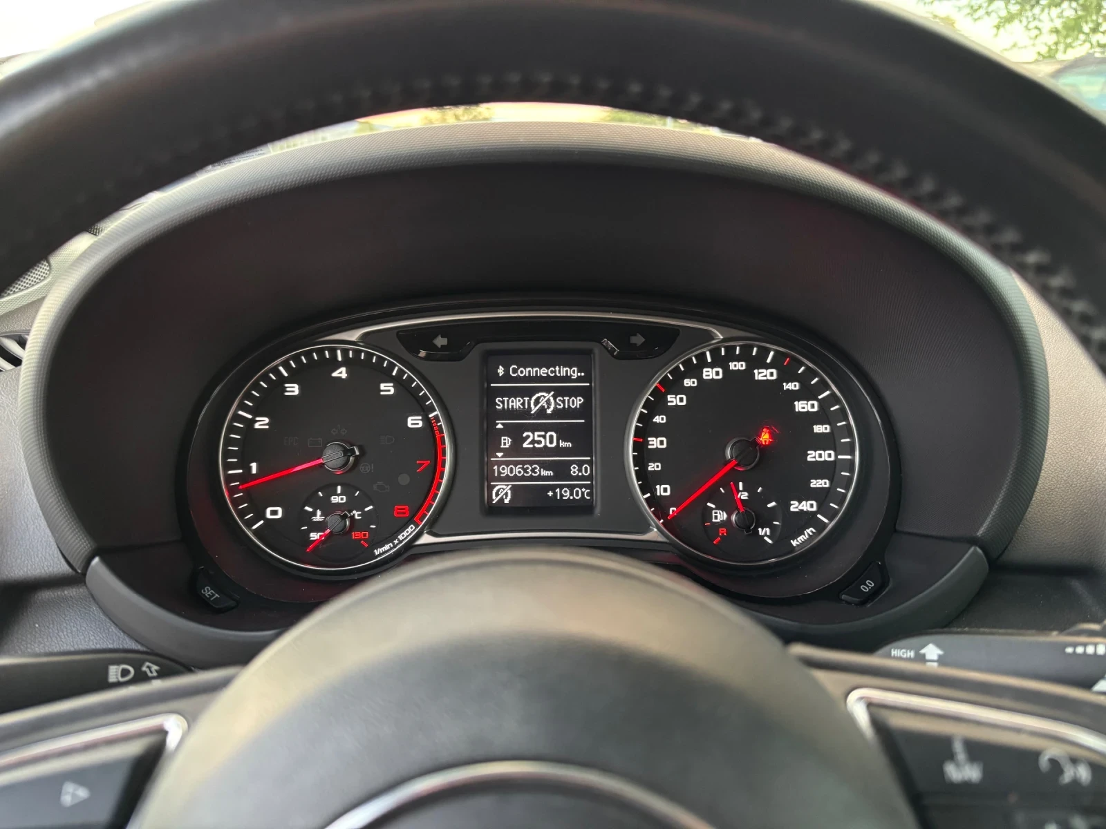 Audi A1, снимка 12 - Автомобили и джипове - 56317422