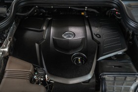 Mercedes-Benz GLE 350 d 4Matic AMG Line 6+1, снимка 15