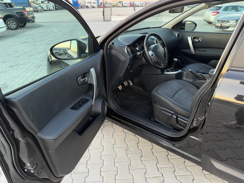 Nissan Qashqai 1.6 i 116 ks ЛИЗИНГ !!!, снимка 11 - Автомобили и джипове - 49381216