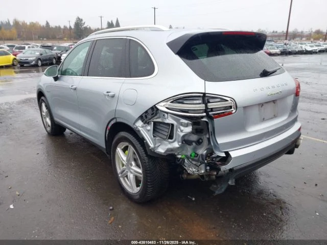 Porsche Cayenne ПОДГРЕВ* КАМЕРА* КЕЙЛЕС* LANE* ASSIST, снимка 3 - Автомобили и джипове - 53089275