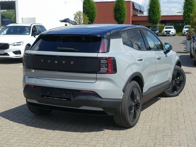 Volvo EX30 Cross Country Twin Motor Performance, снимка 2 - Автомобили и джипове - 53100973