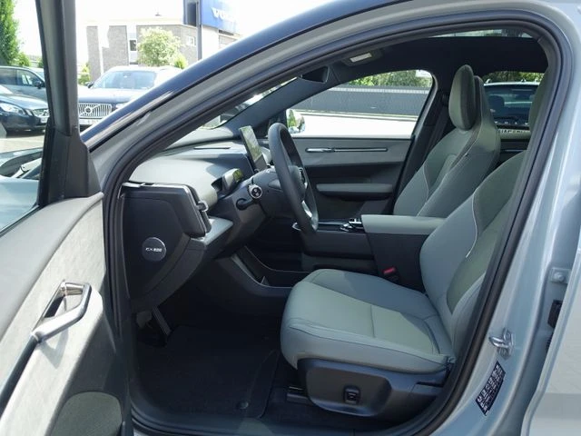 Volvo EX30 Cross Country Twin Motor Performance, снимка 8 - Автомобили и джипове - 53100973