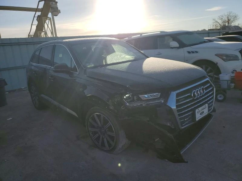 Audi Q7 3.0L 6 ALL WHEEL DRIVE, снимка 5 - Автомобили и джипове - 53713690