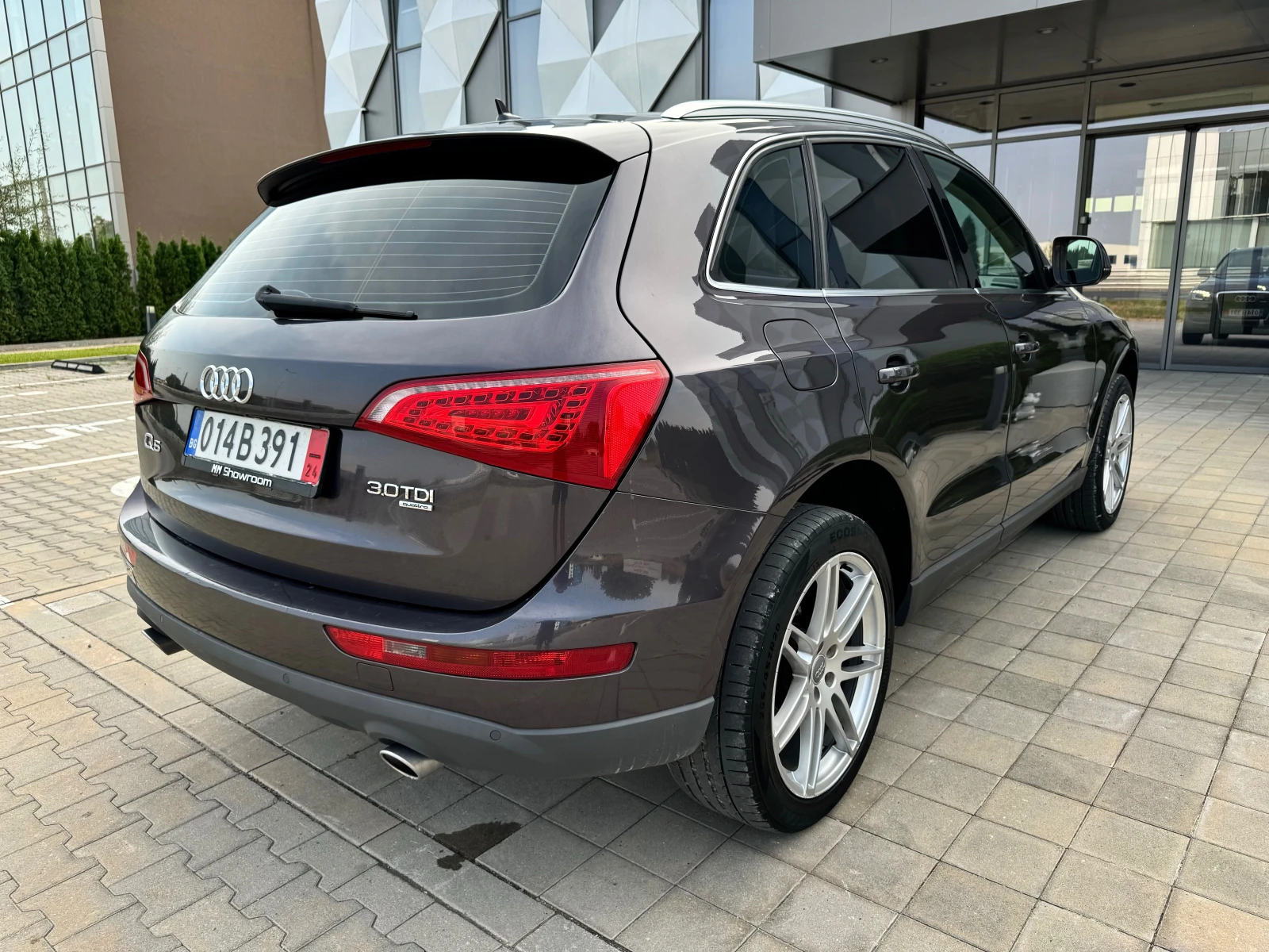 Audi Q5 3.0TDI-S-LINE-NAVI-ПОДГРЕВ-ЕЛ.БАГАЖНИК-ПАРКТРОНИК - изображение 5