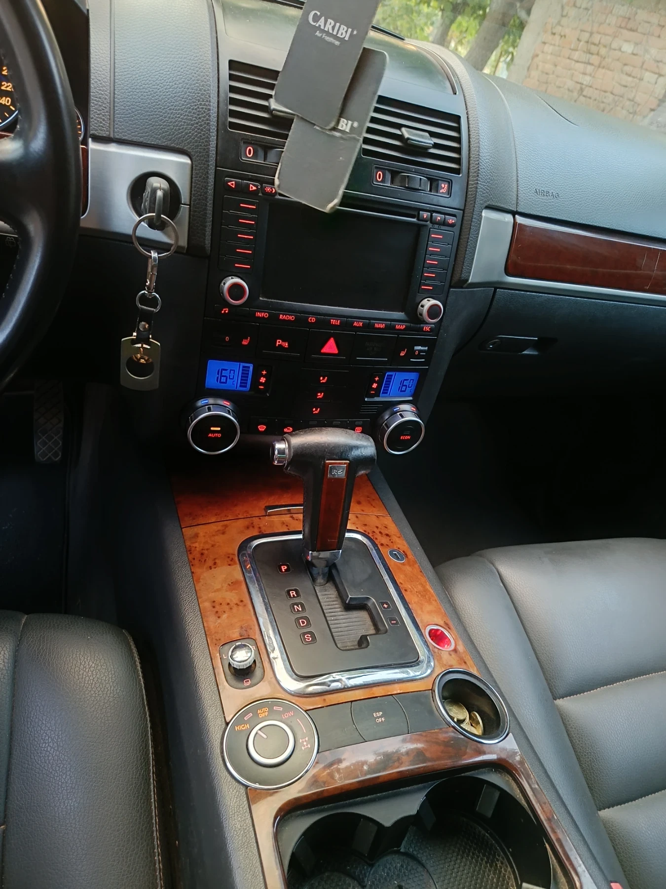 VW Touareg  - изображение 4