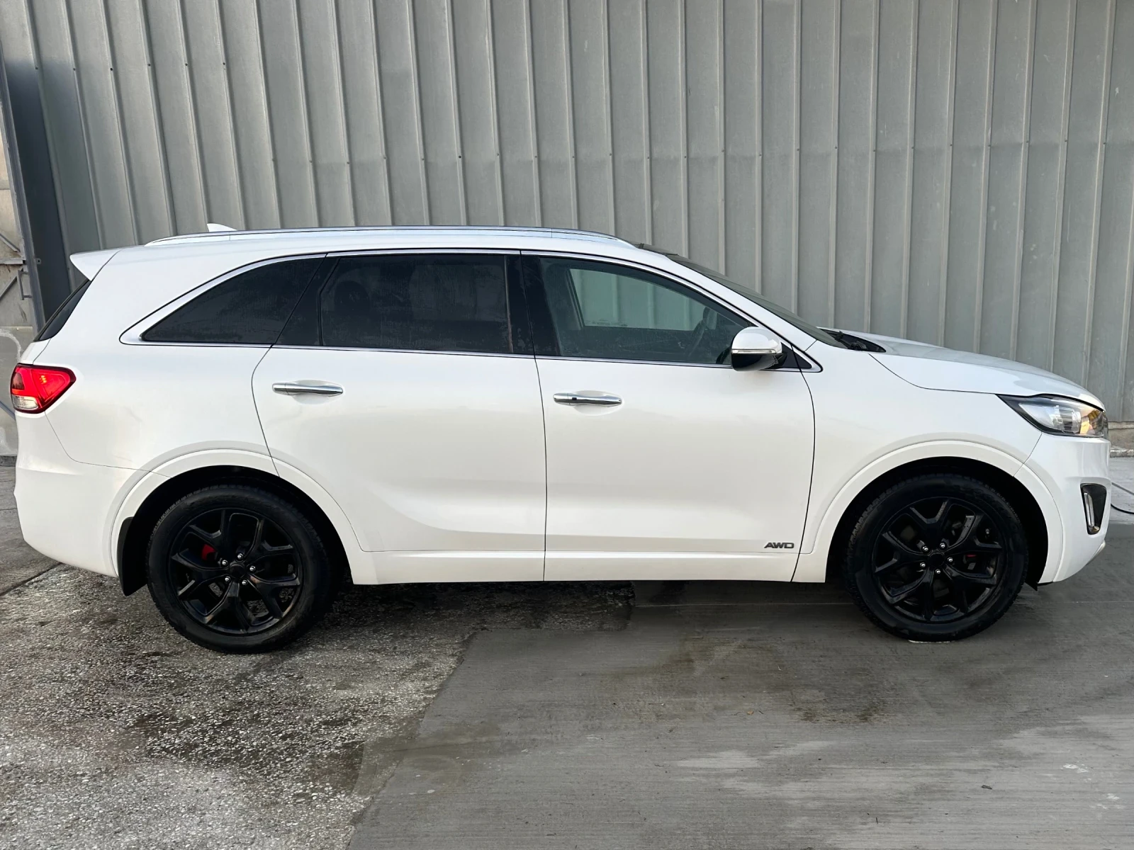 Kia Sorento S� 3.3 V6 GDI 292 �.�. 4x4 CarPlay, ����� ����� | Mobile.bg � ����������� 4