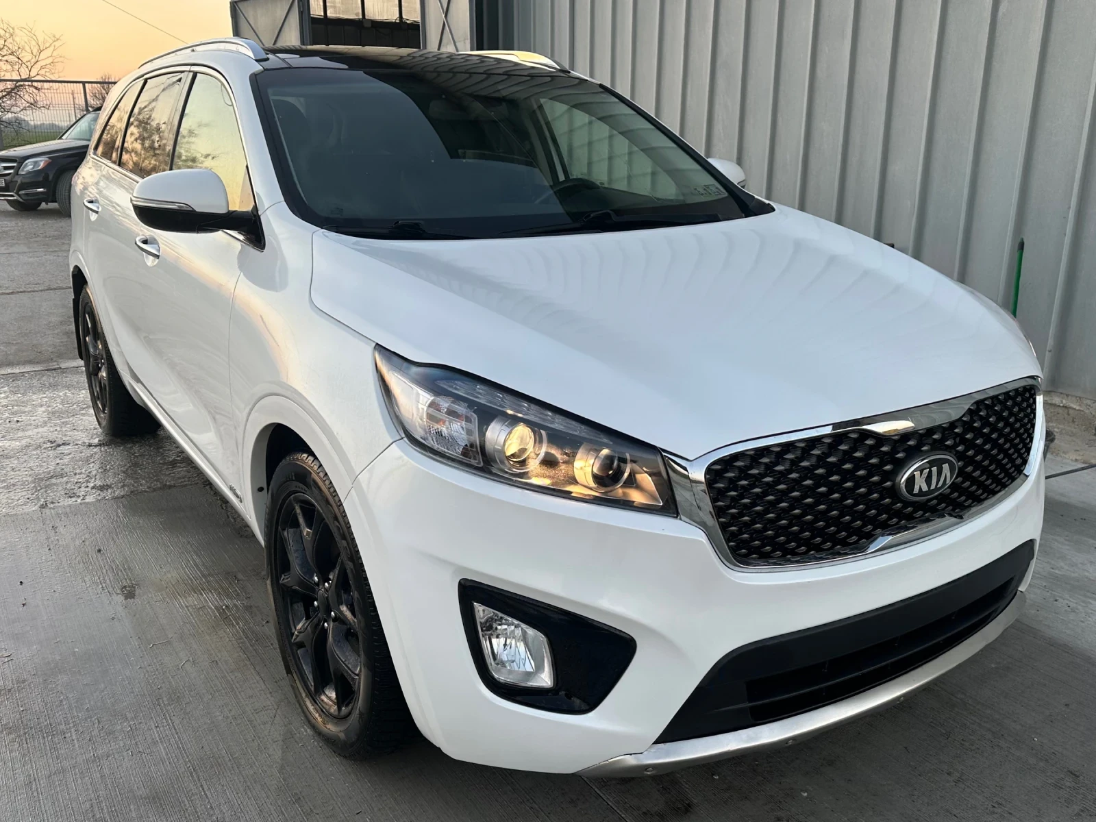 Kia Sorento S� 3.3 V6 GDI 292 �.�. 4x4 CarPlay, ����� ����� | Mobile.bg � ����������� 2
