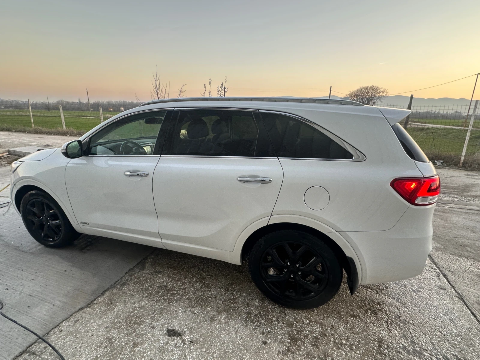 Kia Sorento S� 3.3 V6 GDI 292 �.�. 4x4 CarPlay, ����� ����� | Mobile.bg � ����������� 5