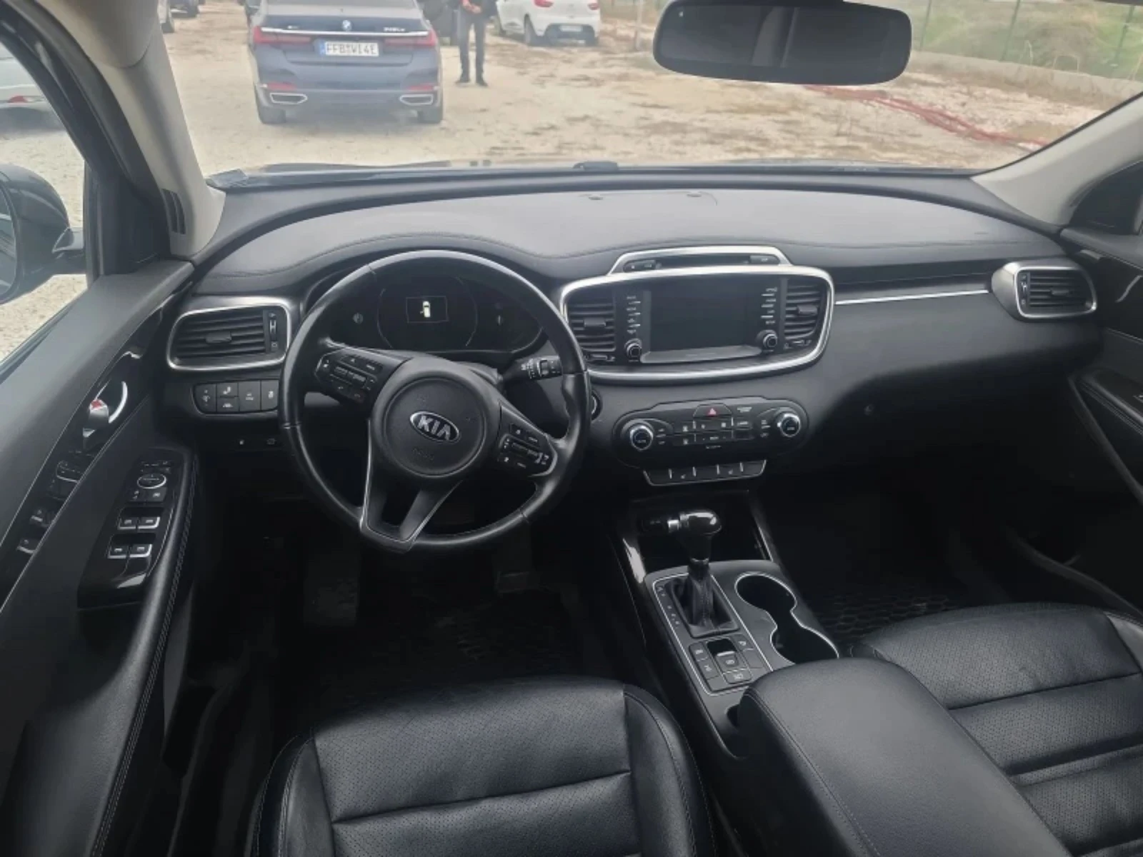 Kia Sorento Kia Sorento S� 3.3 V6 GDI 292 �.�. 4x4 AWD ������� | Mobile.bg � ����������� 11