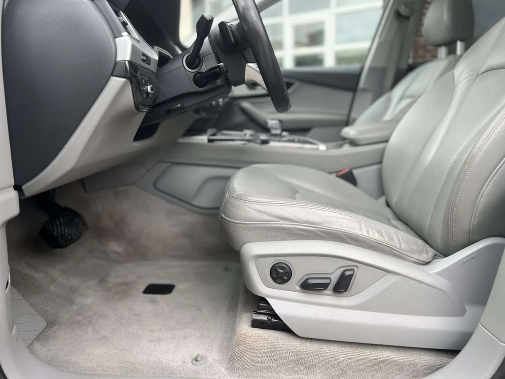 Audi Q7 * quattro Premium * CARFAX * ���� �� �� | Mobile.bg � ����������� 14