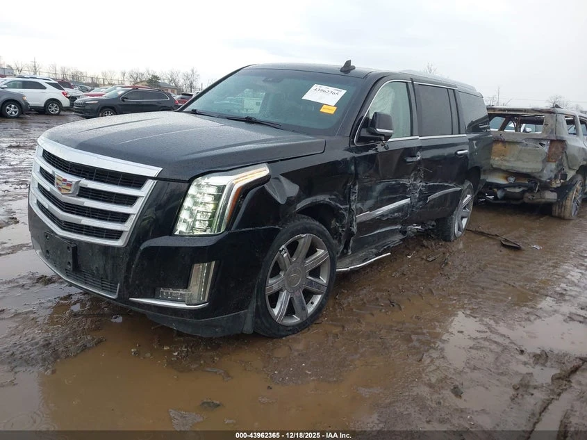 Cadillac Escalade 6.2l Esv Luxury - изображение 2