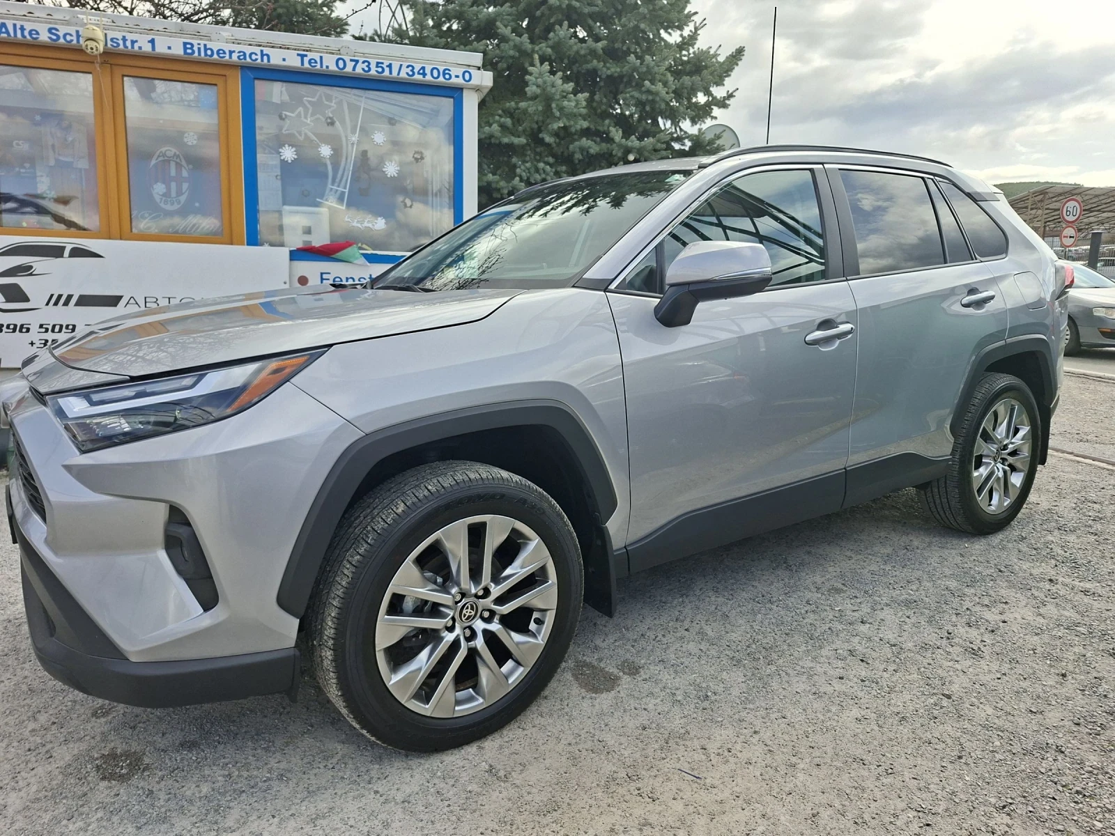 Toyota Rav4 2.5 AWD , снимка 2 - Автомобили и джипове - 53934358