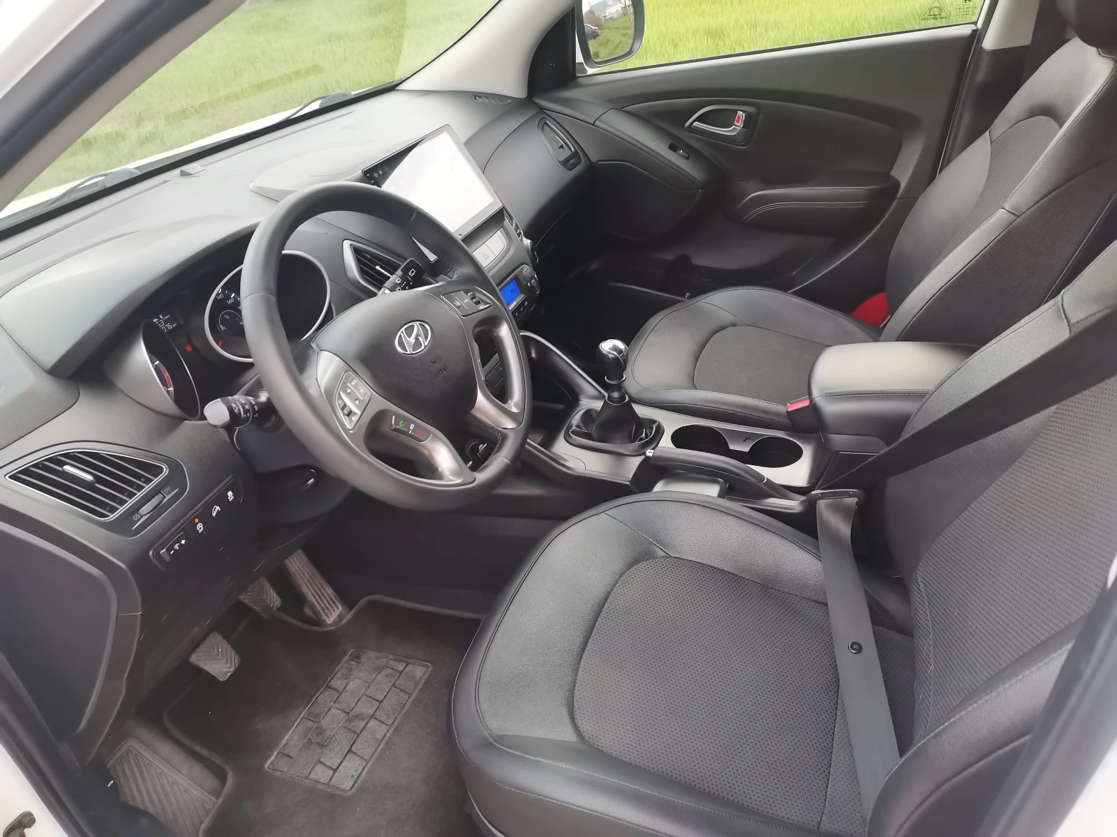 Hyundai IX35 1, 7cdti фейс, снимка 12 - Автомобили и джипове - 54345318