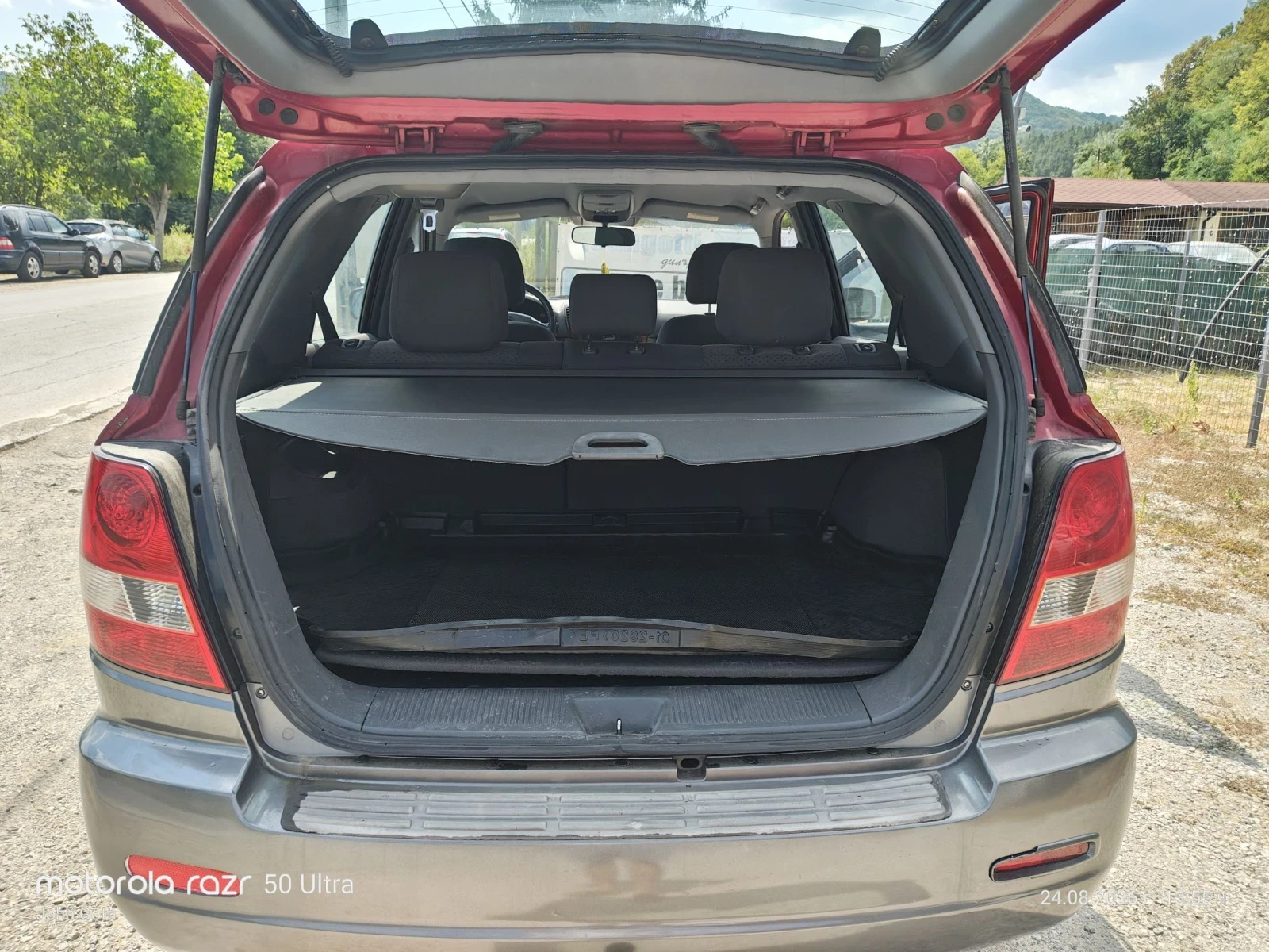 Kia Sorento 2.5 CRDi, 140k.c., 4+ 4, klimatronik , снимка 9 - Автомобили и джипове - 55787603