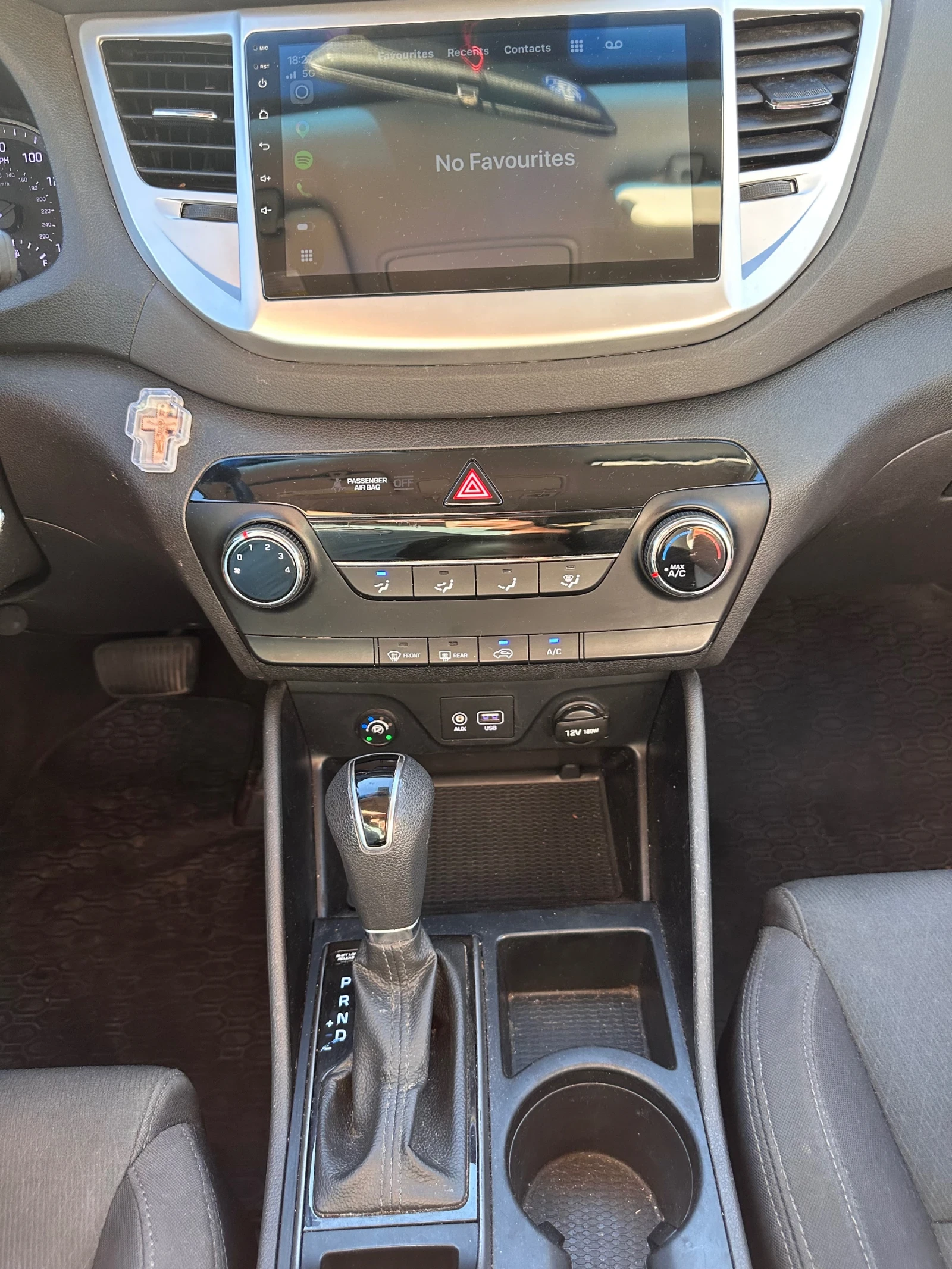 Hyundai Tucson, снимка 9 - Автомобили и джипове - 55962672