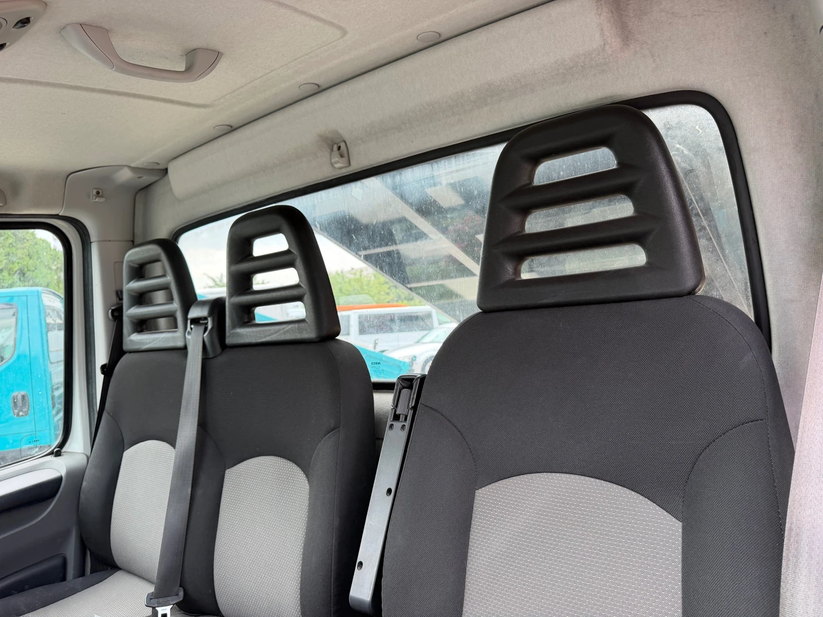Iveco Daily 35C15, снимка 7 - Бусове и автобуси - 55337357