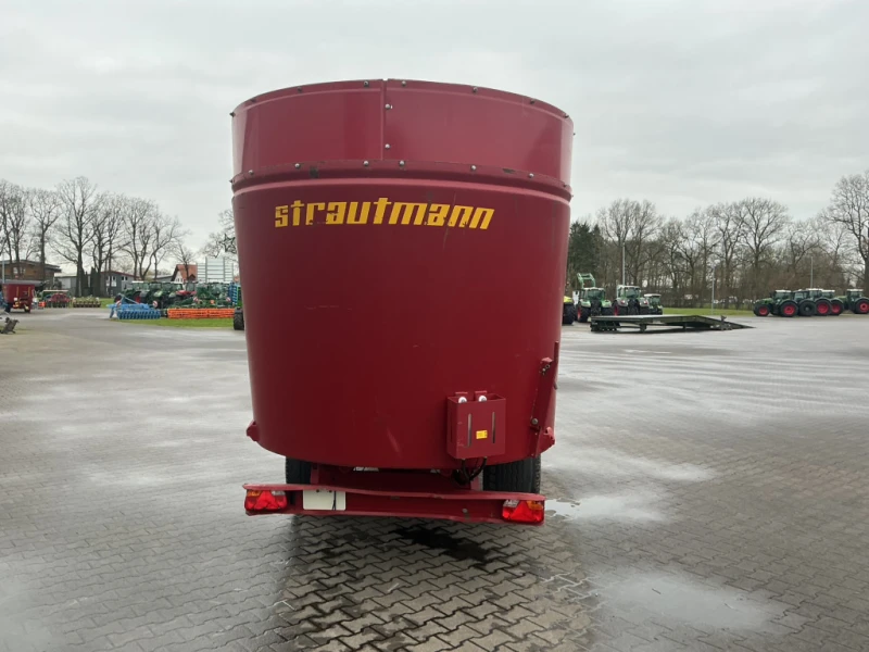 Друг вид Внос ФУРАЖО РАЗДАВАЩО РЕМАРКЕ STRAUTMANN VERTI MIX 15К, снимка 2 - Селскостопанска техника - 53369031