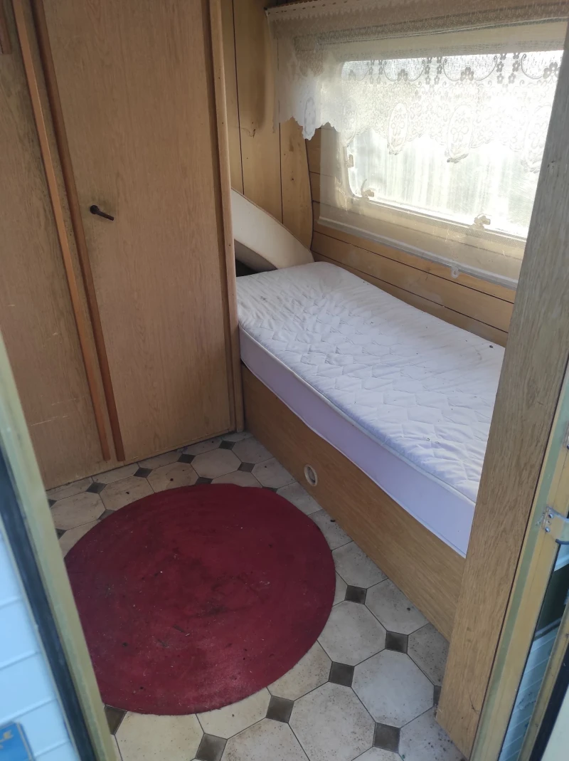 Каравана Alpine Caravan, снимка 11 - Каравани и кемпери - 47669864