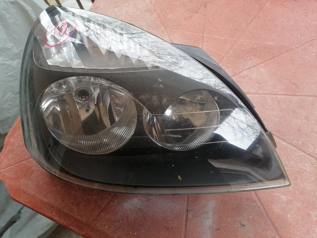    Renault Clio 2001-Hella  | Mobile.bg   1