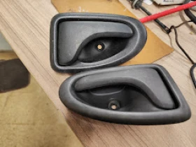 Ремонт заден мост RENAULT Clio 2 KANGOO 1.5 DCI 60 KW капак декоративен двигател 20 евро, снимка 3 - Сервизни услуги - 41969448