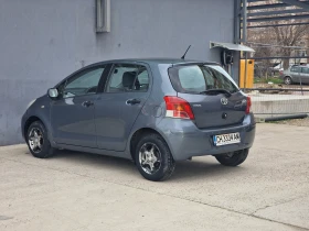 Toyota Yaris 1.0 Закупен от България, снимка 6