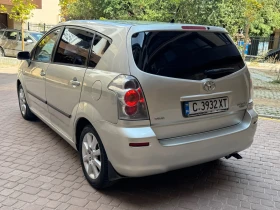 Toyota Corolla verso 1.8 Автоматик!, снимка 2