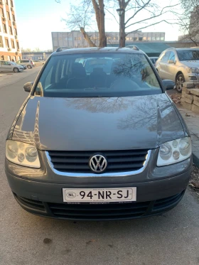 VW Touran 1.6, снимка 1