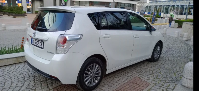 Toyota Verso Facelift -Panorama, снимка 2 - Автомобили и джипове - 45114938