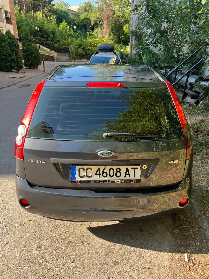 Ford Fiesta 1.4 tdci, снимка 5 - Автомобили и джипове - 46892112