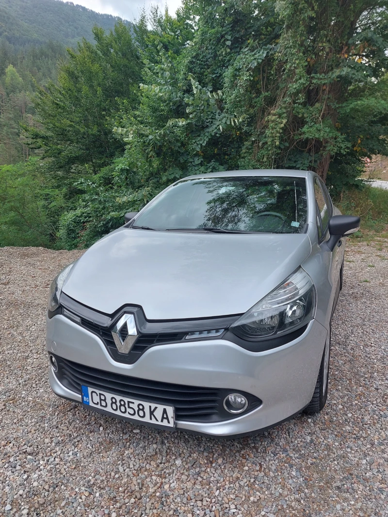 Renault Clio, снимка 2 - Автомобили и джипове - 48240297