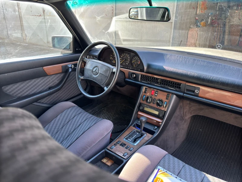 Mercedes-Benz 126 300SE, снимка 9 - Автомобили и джипове - 48580964