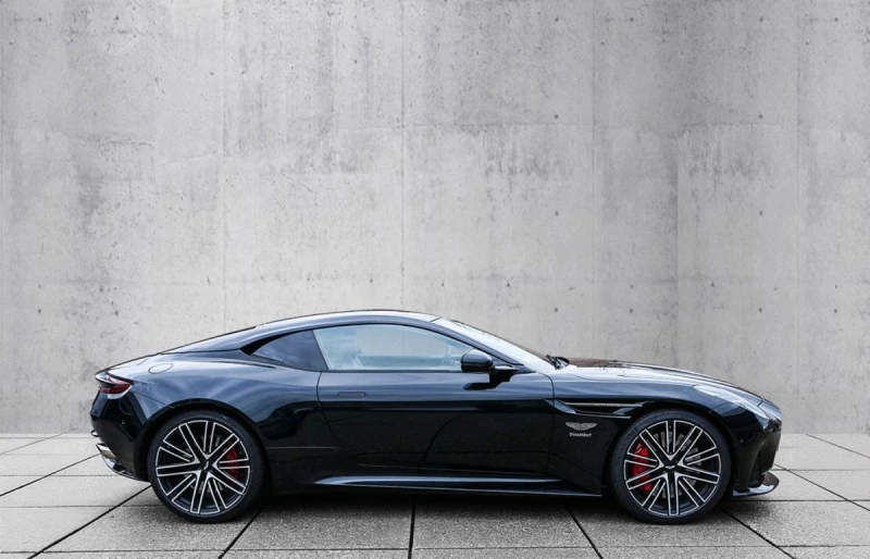 Aston martin Други DB12 Coupe = Carbon Ceramic Brakes= Гаранция, снимка 4 - Автомобили и джипове - 48896528