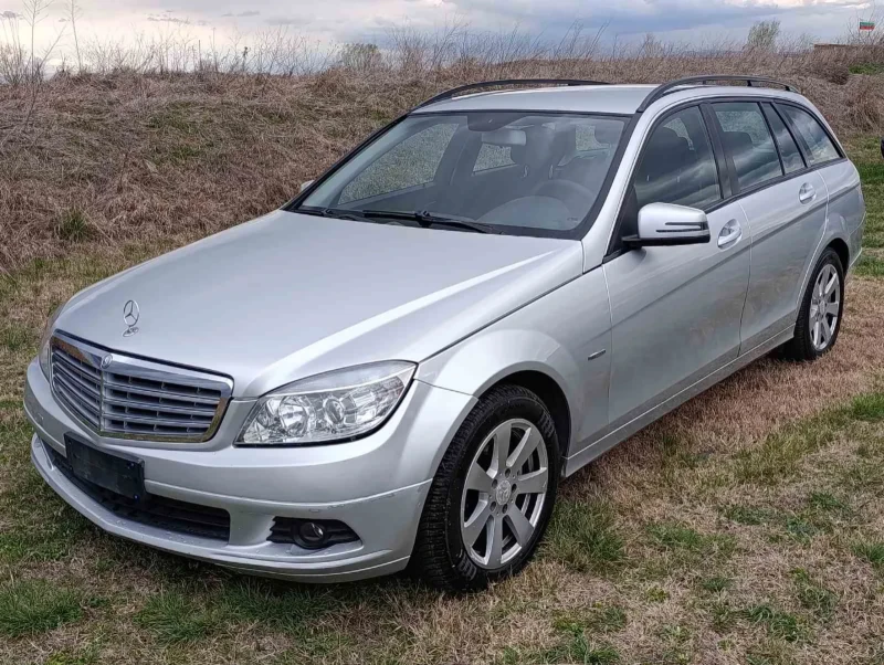 Mercedes-Benz C 220, снимка 2 - Автомобили и джипове - 49532950