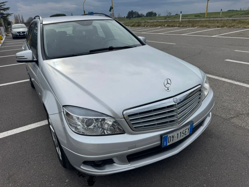 Mercedes-Benz C 220, снимка 9 - Автомобили и джипове - 49532950