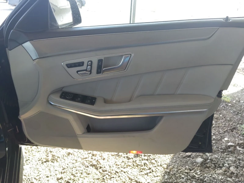 Mercedes-Benz E 300 Е 300 блутек хибрид, снимка 9 - Автомобили и джипове - 52552223
