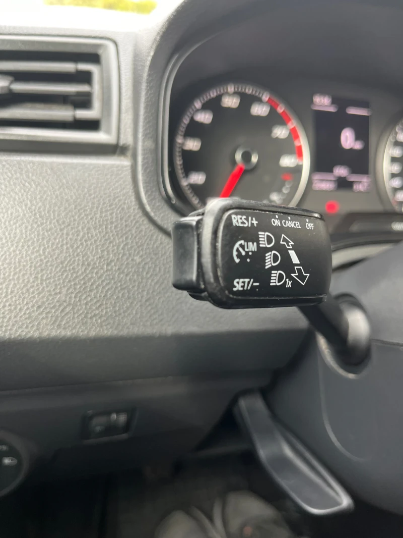 Seat Ibiza 1.0 бензин   2019   Евро 6b, снимка 13 - Автомобили и джипове - 52567966