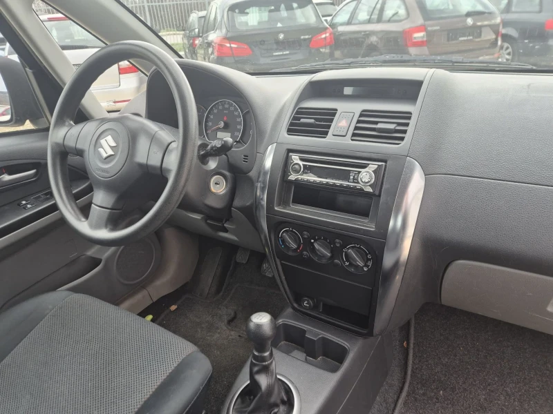 Suzuki SX4, снимка 10 - Автомобили и джипове - 52996438