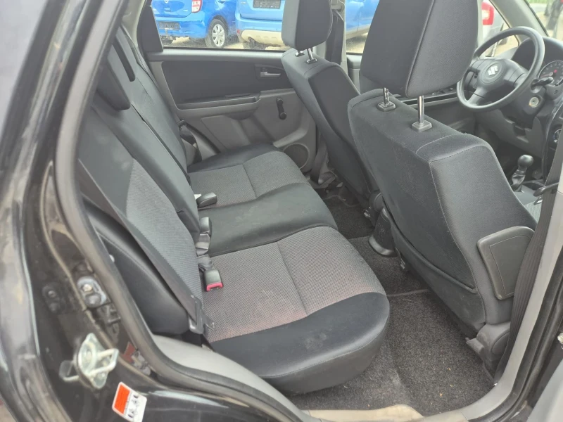 Suzuki SX4, снимка 12 - Автомобили и джипове - 52996438
