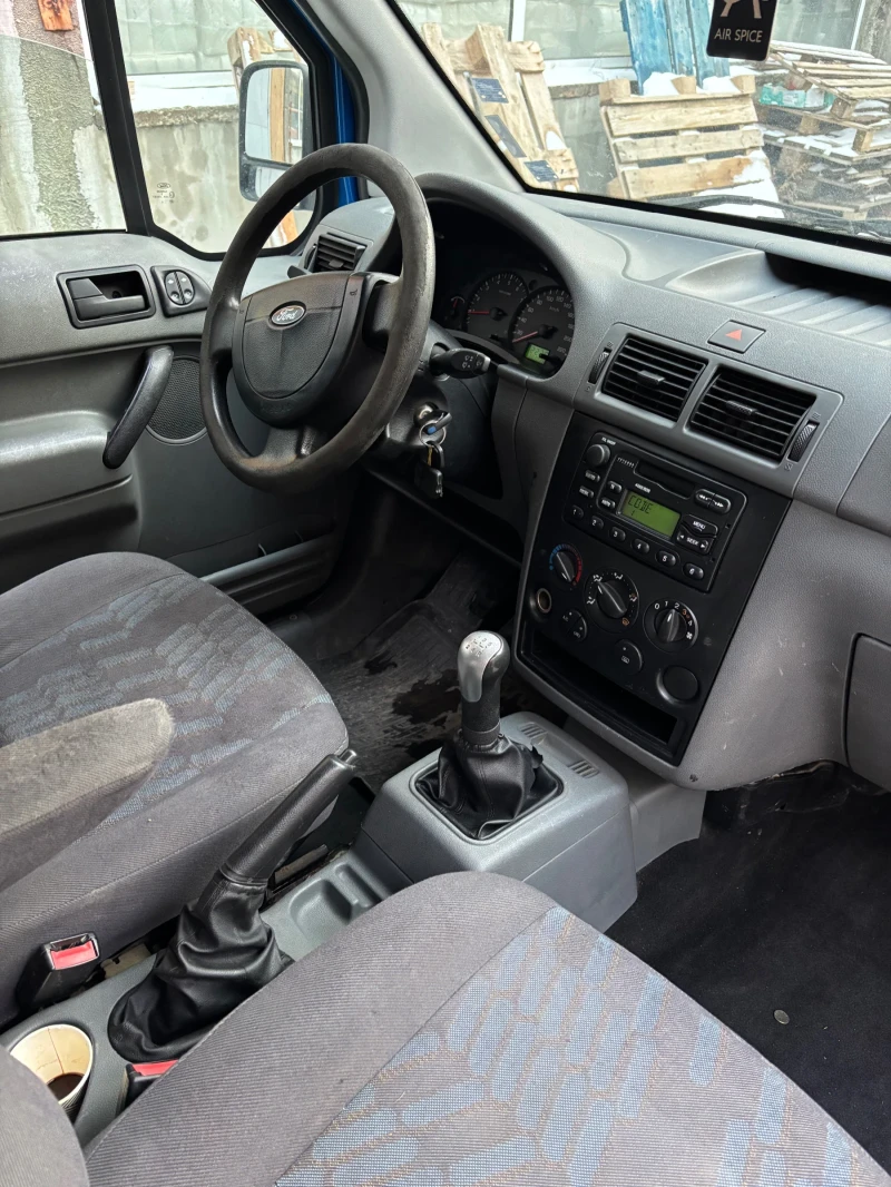 Ford Connect 1.8 Газ/Бензин ЕКО 3, снимка 8 - Автомобили и джипове - 53037587