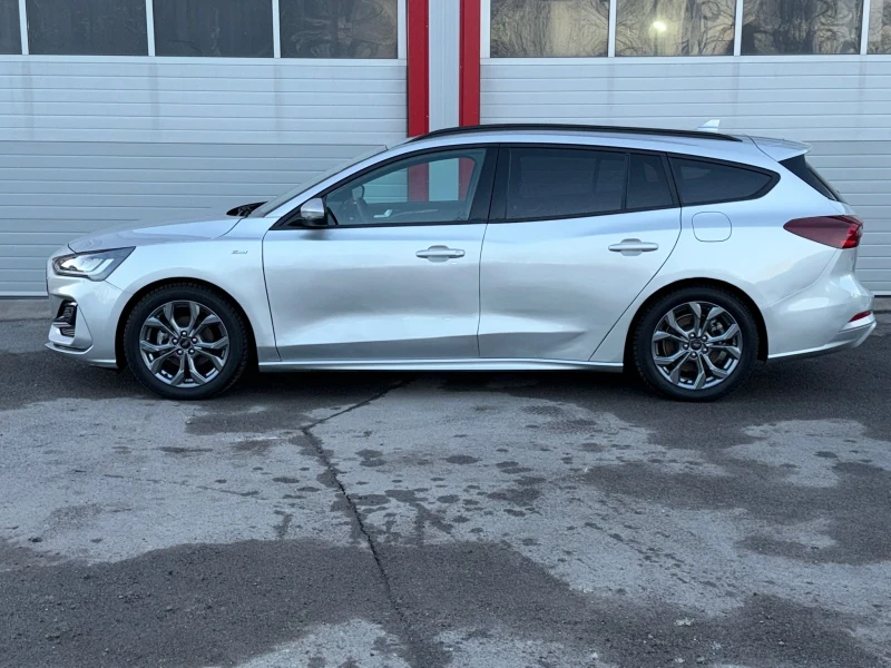 Ford Focus 1.5D ST-LINE AUTOMATIK NAVI KEY LESS START STOP , снимка 6 - Автомобили и джипове - 53114169