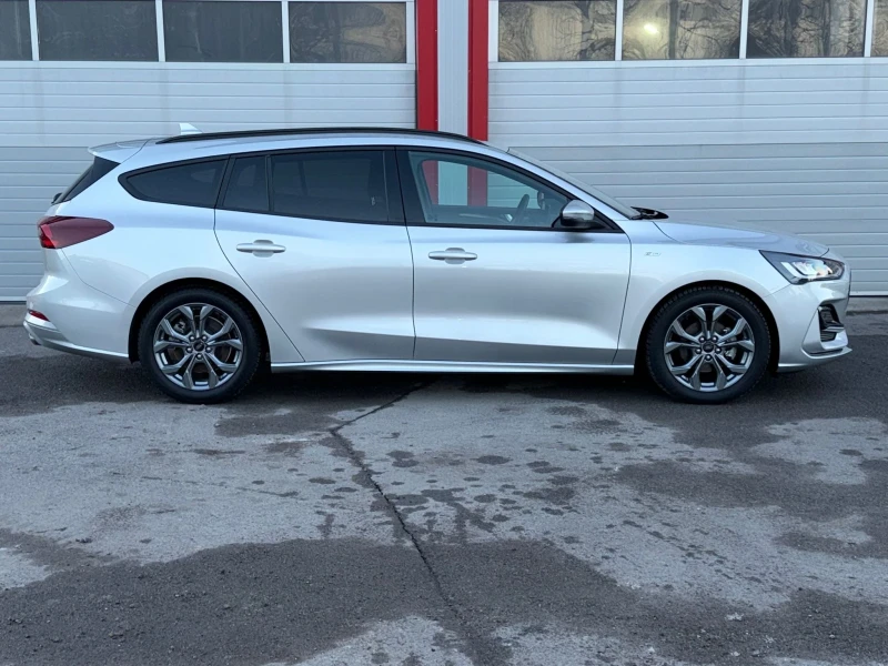 Ford Focus 1.5D ST-LINE AUTOMATIK NAVI KEY LESS START STOP , снимка 7 - Автомобили и джипове - 53114169