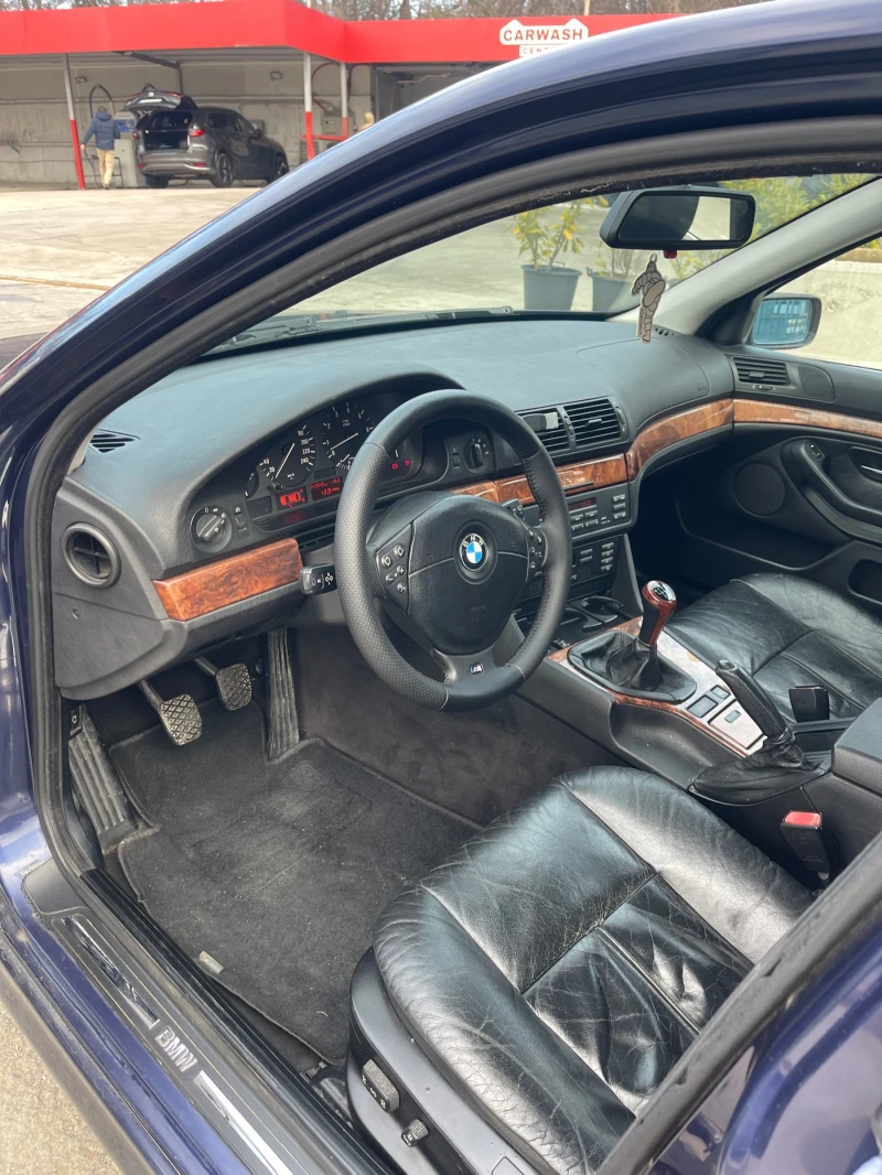 BMW 523, снимка 9 - Автомобили и джипове - 53141236